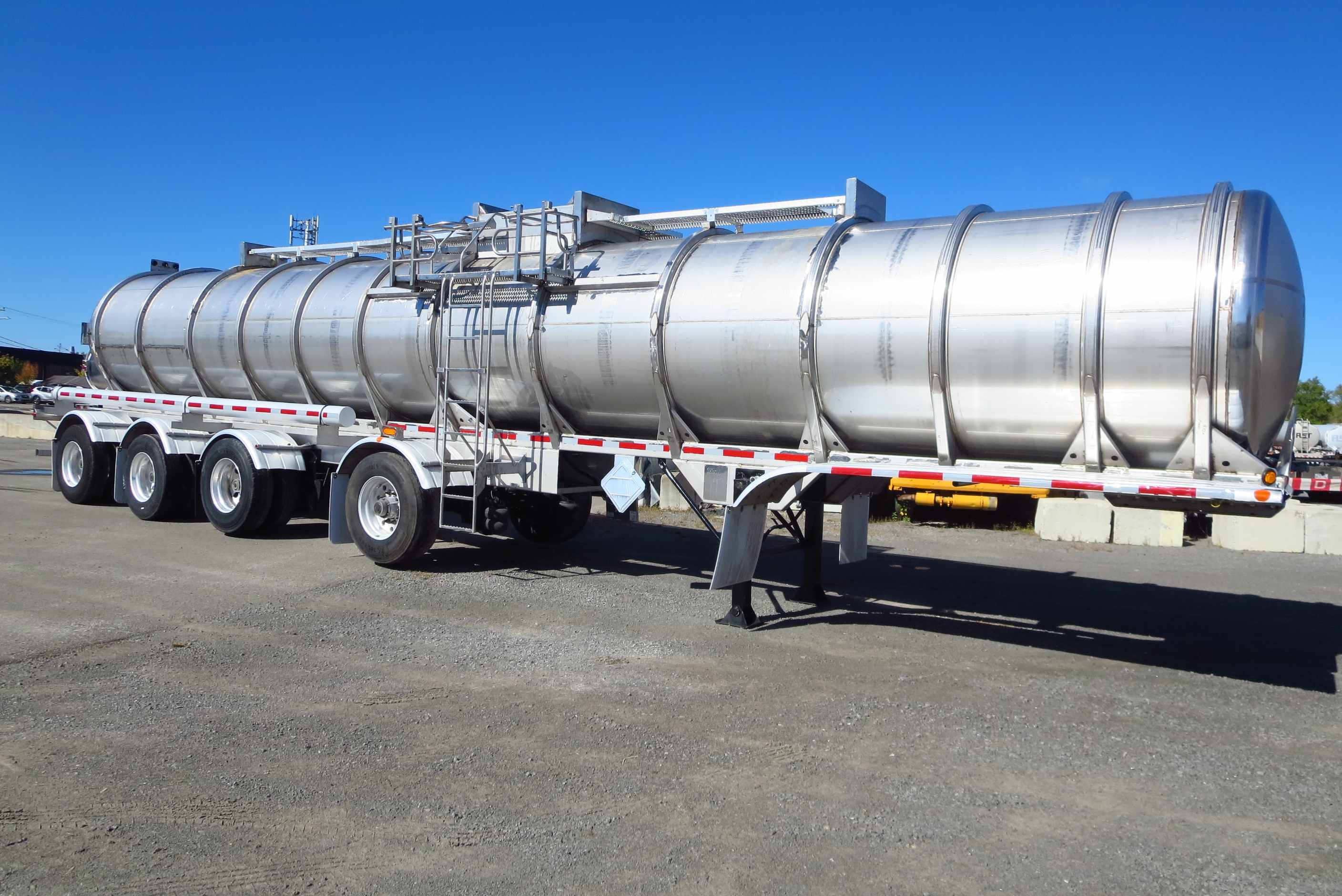 tank trailer