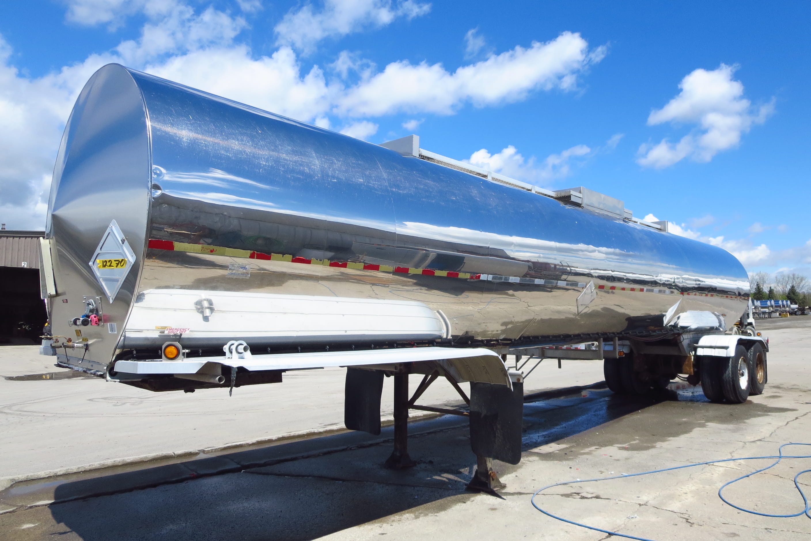 tank trailer