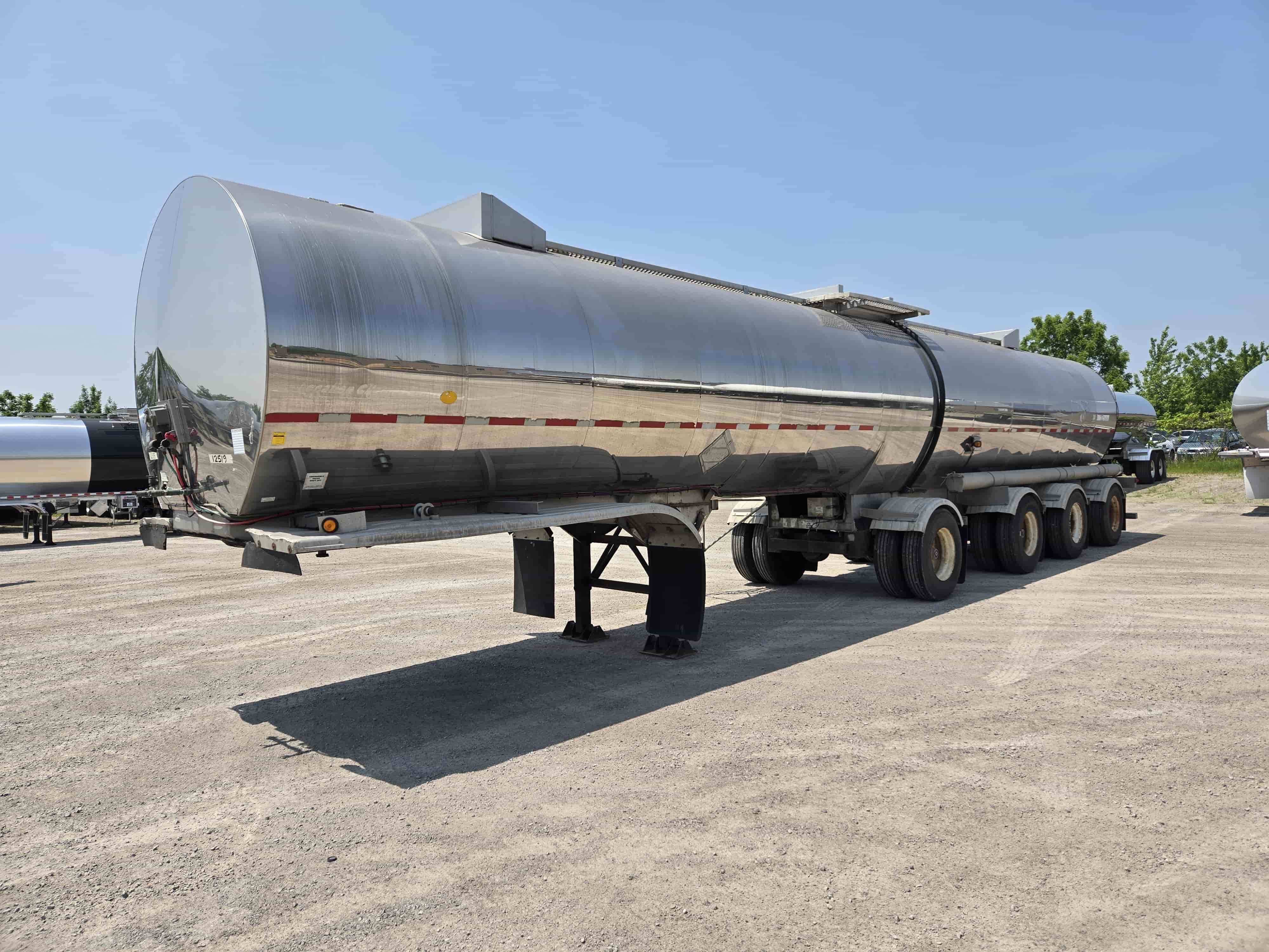 tank trailer
