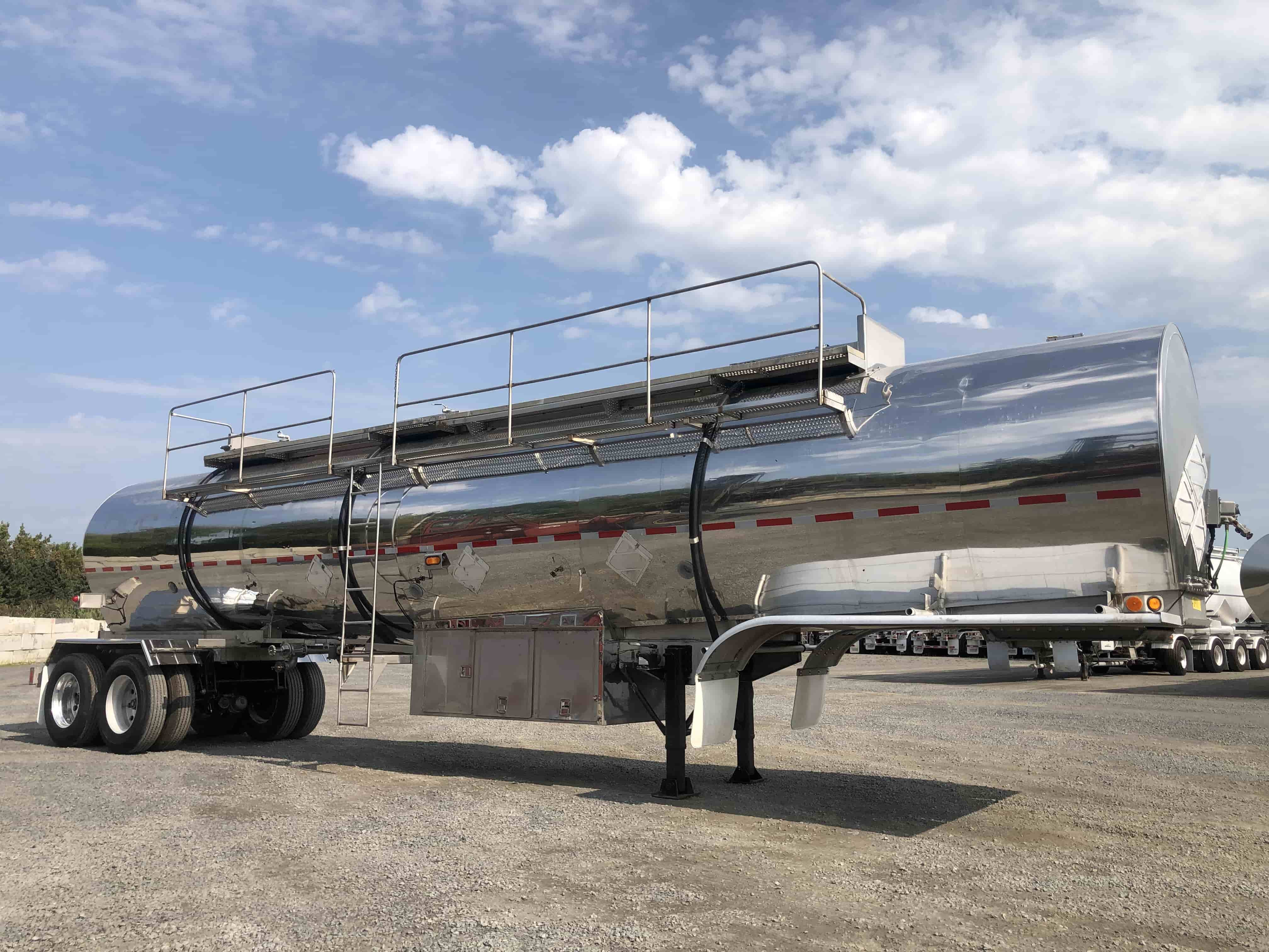 tank trailer
